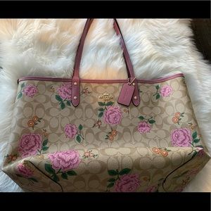 Reversible Prairie Rose Print Tote